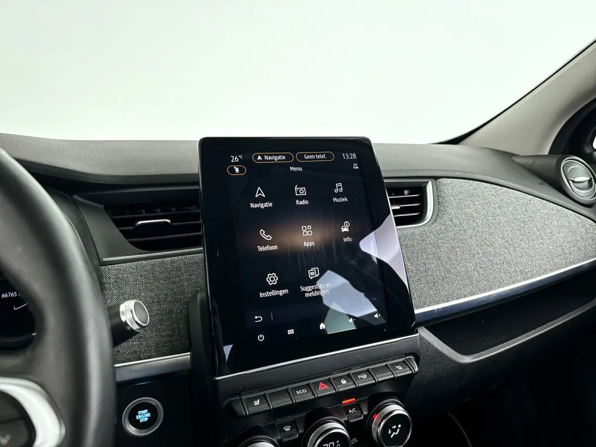 R135 Edition One 52 kWh | Parkeercamera | Airco | Cruise control | BLIS | Stoelverwarming