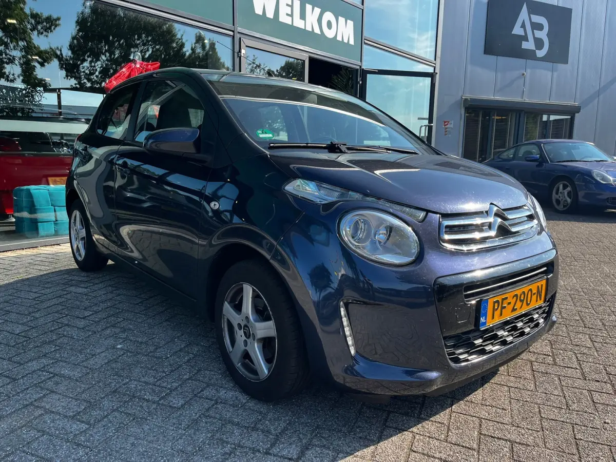 1.0 VTi Shine AUTOMAAT! (Achteruitrijcamera, StoelVerwarming, 5-Deurs, NL-auto, Goed onderhoud, ETC!)