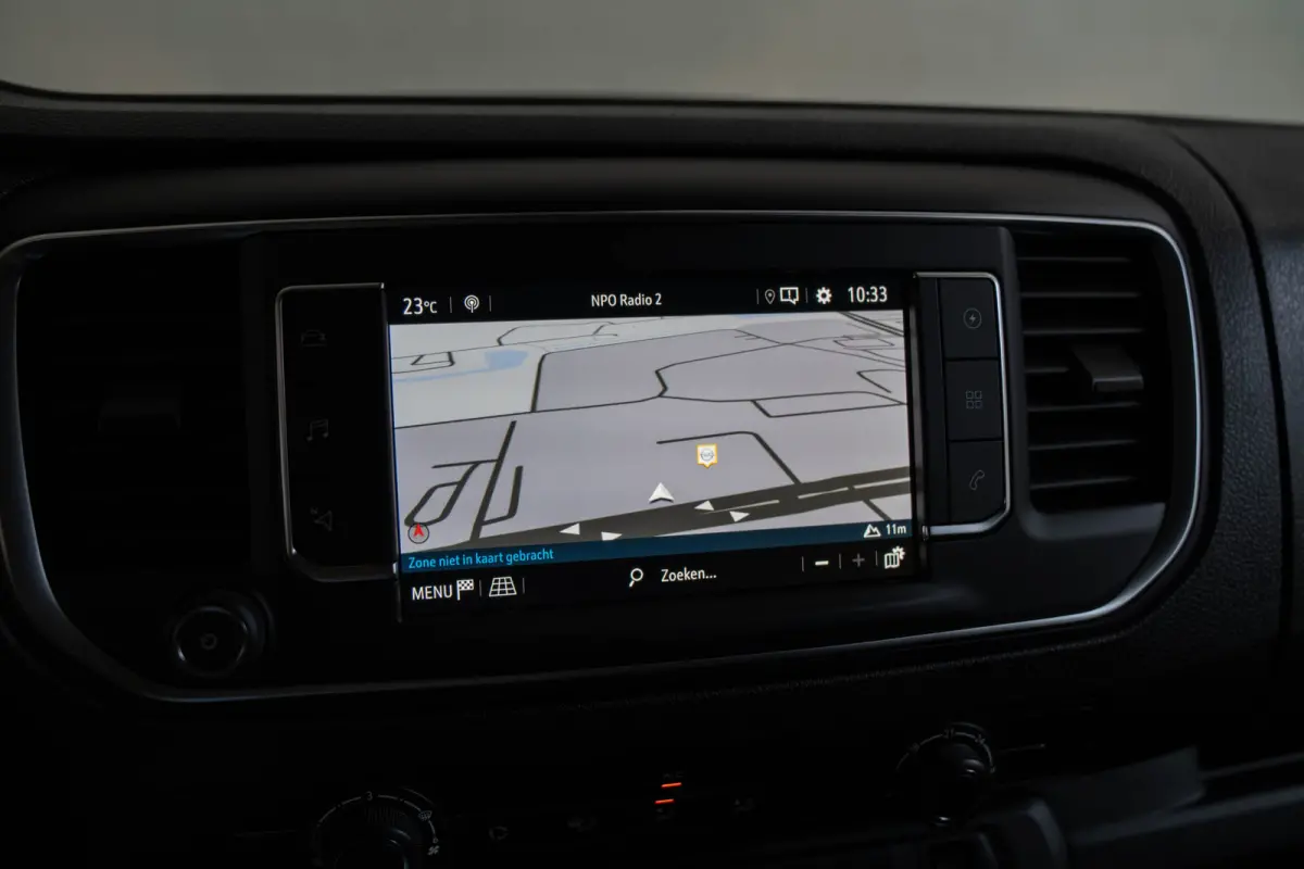 Electric L3 75 kWh | Camera | Navigatie | Parkeersensoren | Cruise Controle | Airco | Apple Carplay & Android Auto |