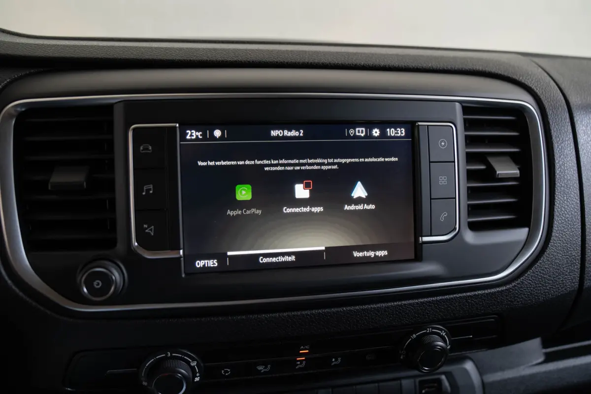 Electric L3 75 kWh | Camera | Navigatie | Parkeersensoren | Cruise Controle | Airco | Apple Carplay & Android Auto |