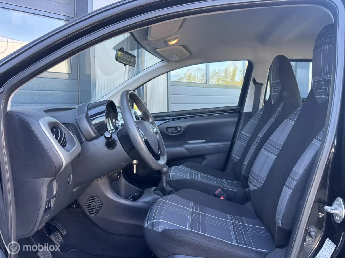 1.0 e-VTi Active TOP! Uitvoering // 70Dkm