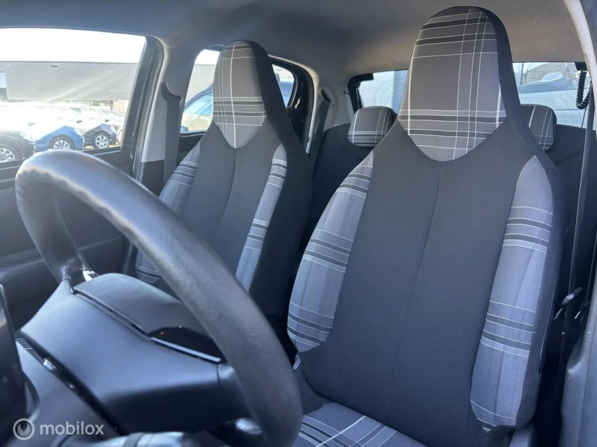 1.0 e-VTi Active TOP! Uitvoering // 70Dkm