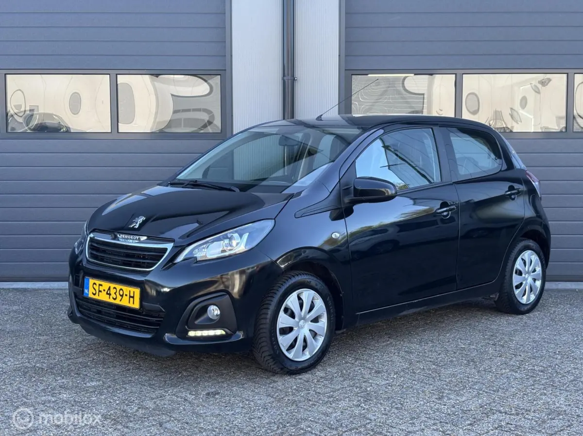 1.0 e-VTi Active TOP! Uitvoering // 70Dkm