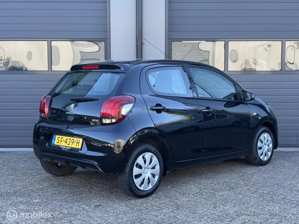 1.0 e-VTi Active TOP! Uitvoering // 70Dkm