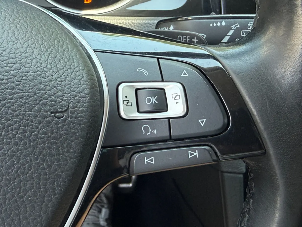 1.4 TSI Connected Series Allstar l Automaat l Climate l Camera l ACC l Navi l
