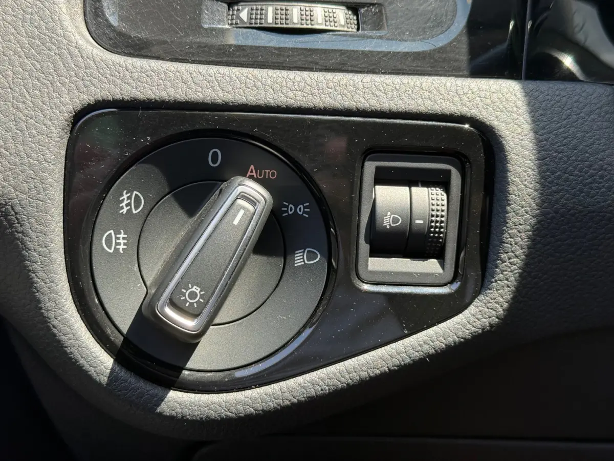 1.4 TSI Connected Series Allstar l Automaat l Climate l Camera l ACC l Navi l