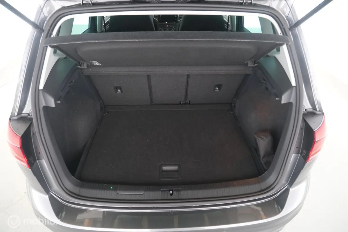 1.5 TSI ACT Automaat Highline Edition trekhaak|led|nav|ErgoActiv|lmv17
