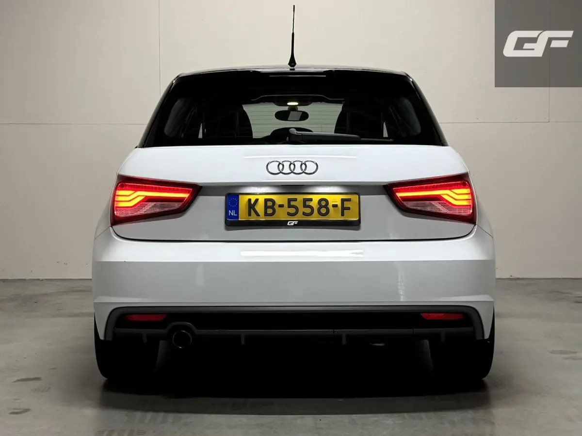 1.0 TFSI S-Line Navi Cruise NAP