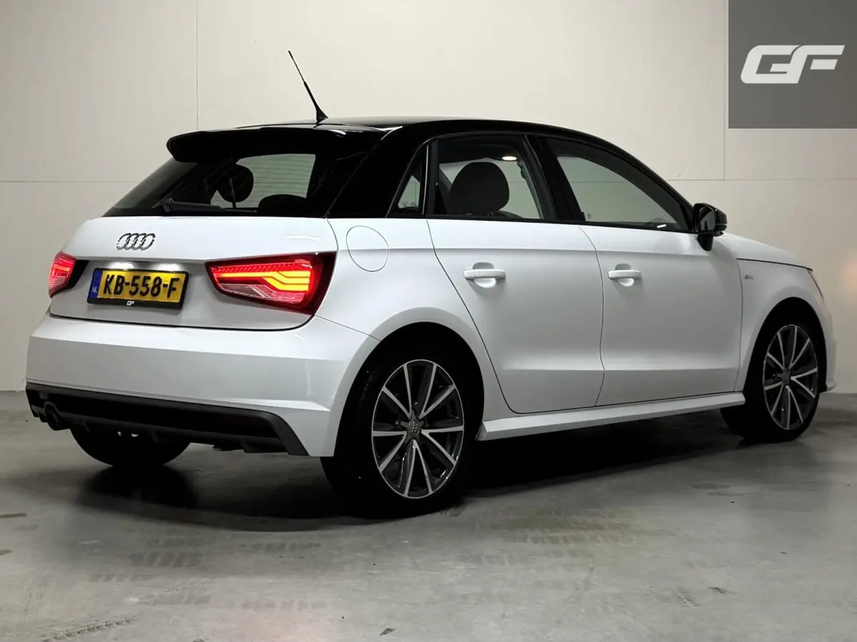 1.0 TFSI S-Line Navi Cruise NAP