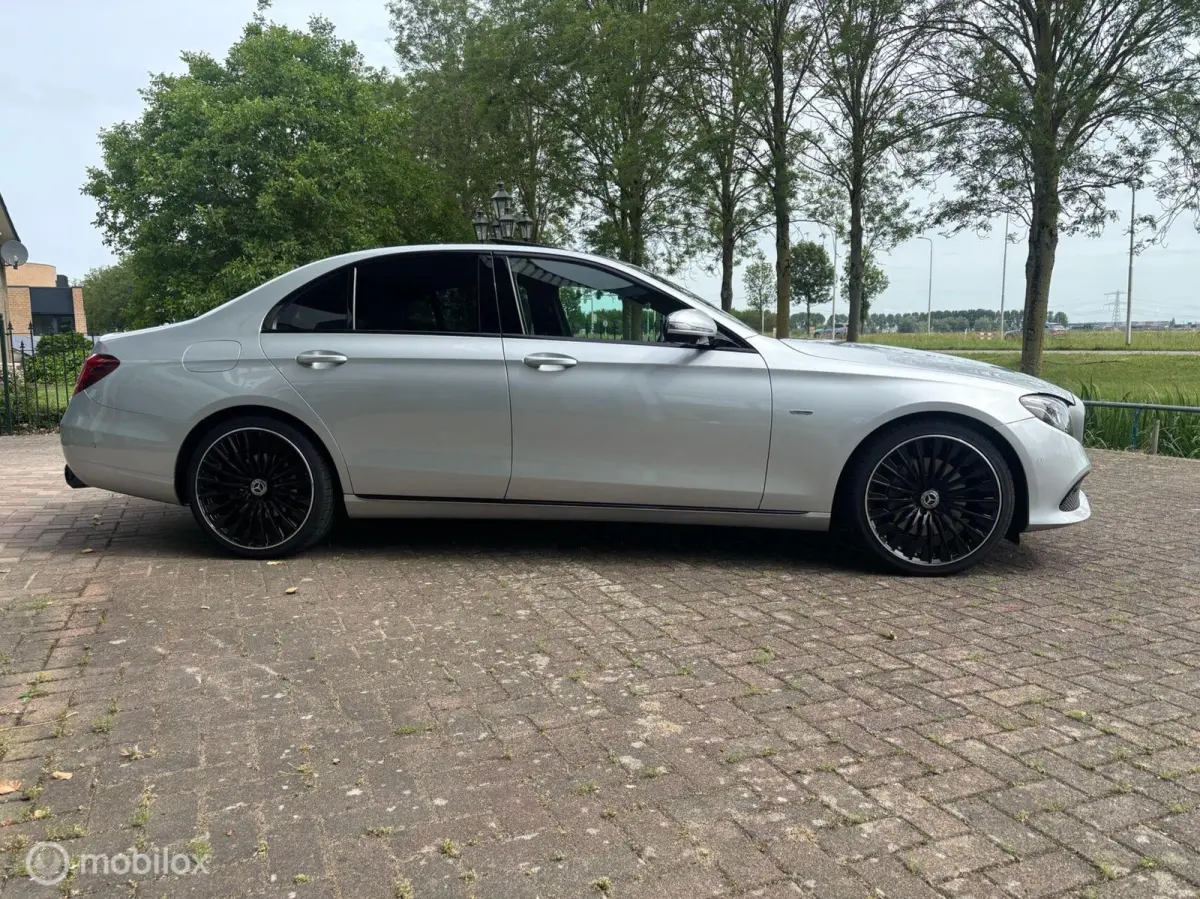 300 Sport Edition