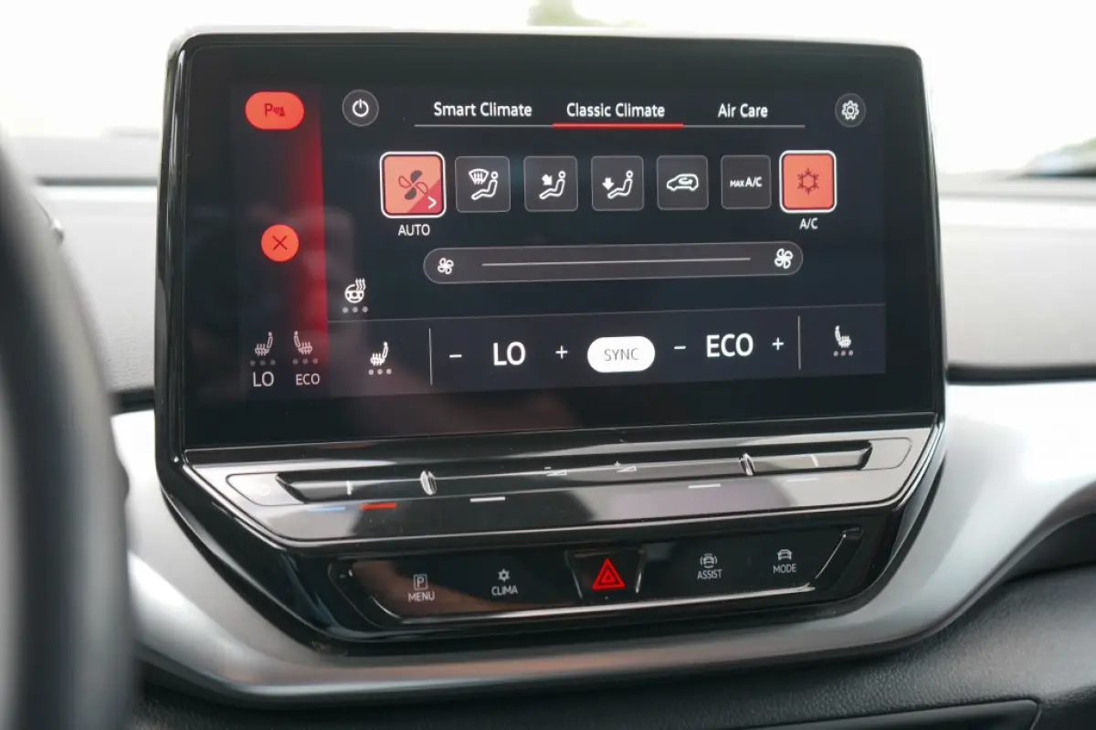 First 77 kWh | 89,09% SOH | Camera | Led | Trekhaak