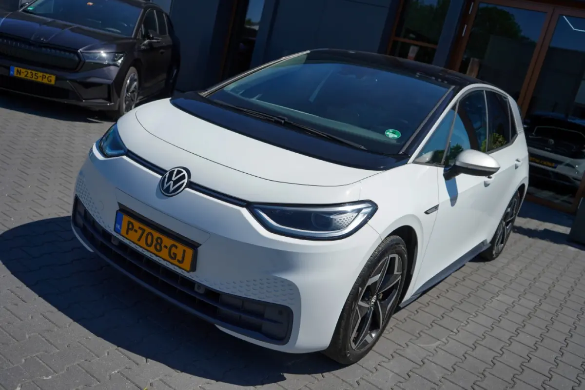 First Plus 58 kWh | 91,55% SOH | IQ | Camera | Adap. Cruise