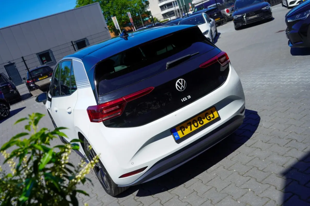 First Plus 58 kWh | 91,55% SOH | IQ | Camera | Adap. Cruise