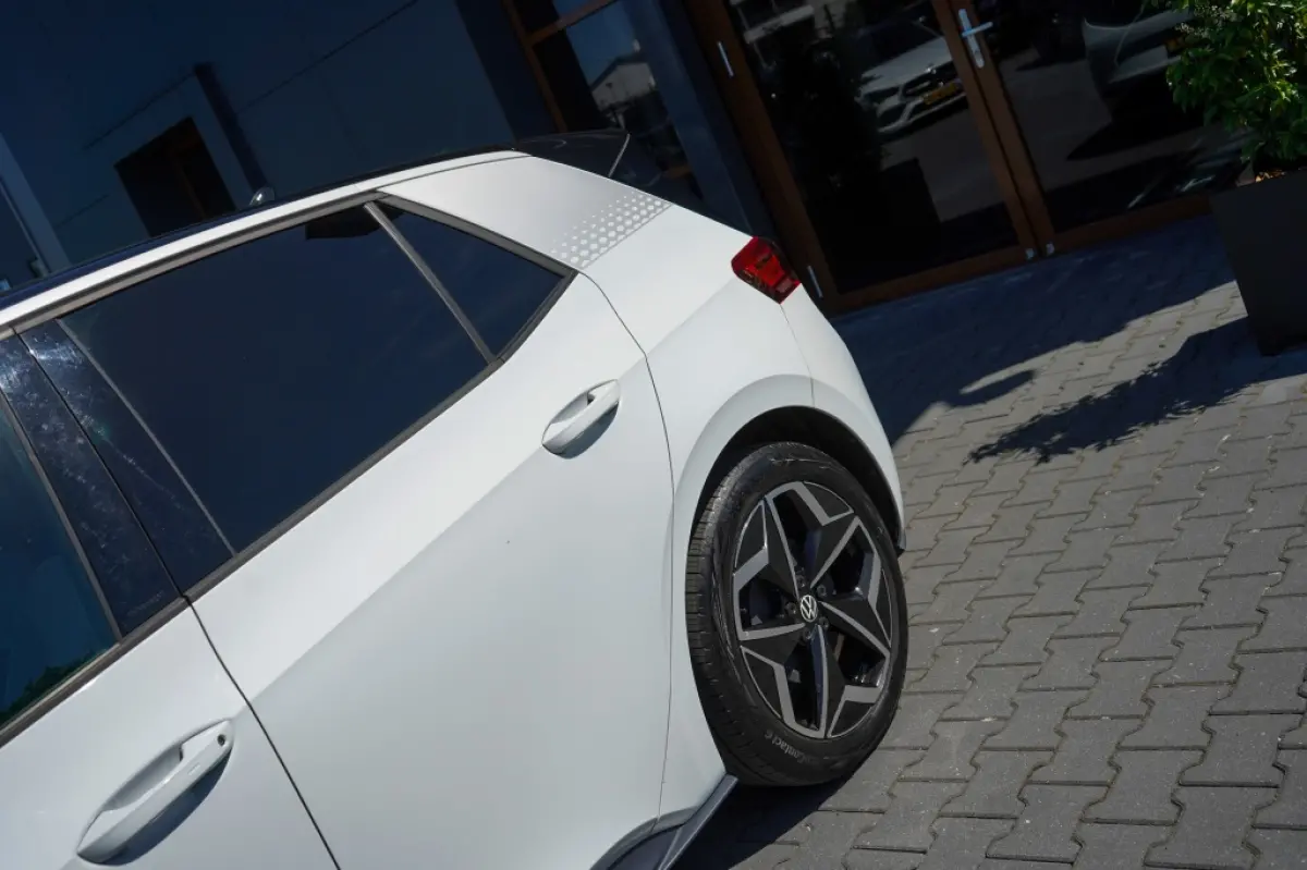 First Plus 58 kWh | 91,55% SOH | IQ | Camera | Adap. Cruise