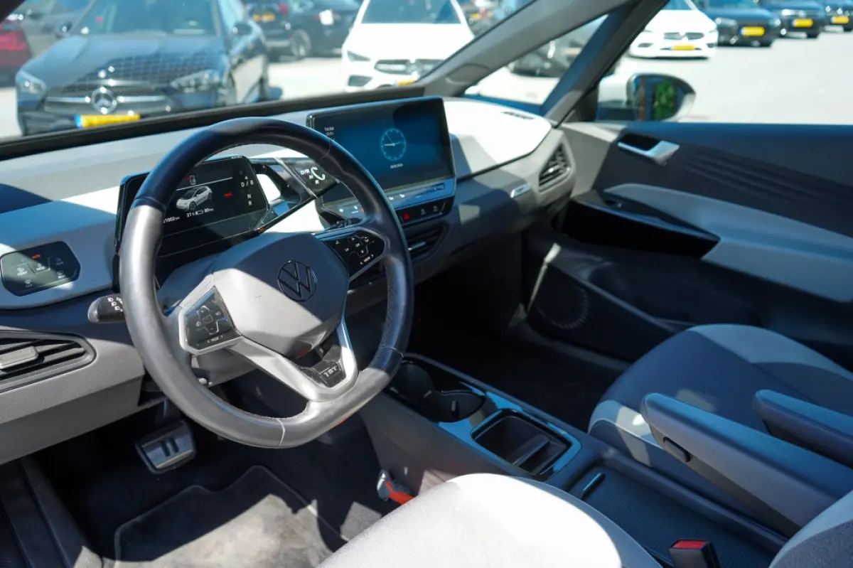First Plus 58 kWh | 91,55% SOH | IQ | Camera | Adap. Cruise