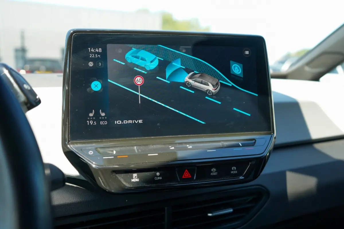 First Plus 58 kWh | 91,55% SOH | IQ | Camera | Adap. Cruise