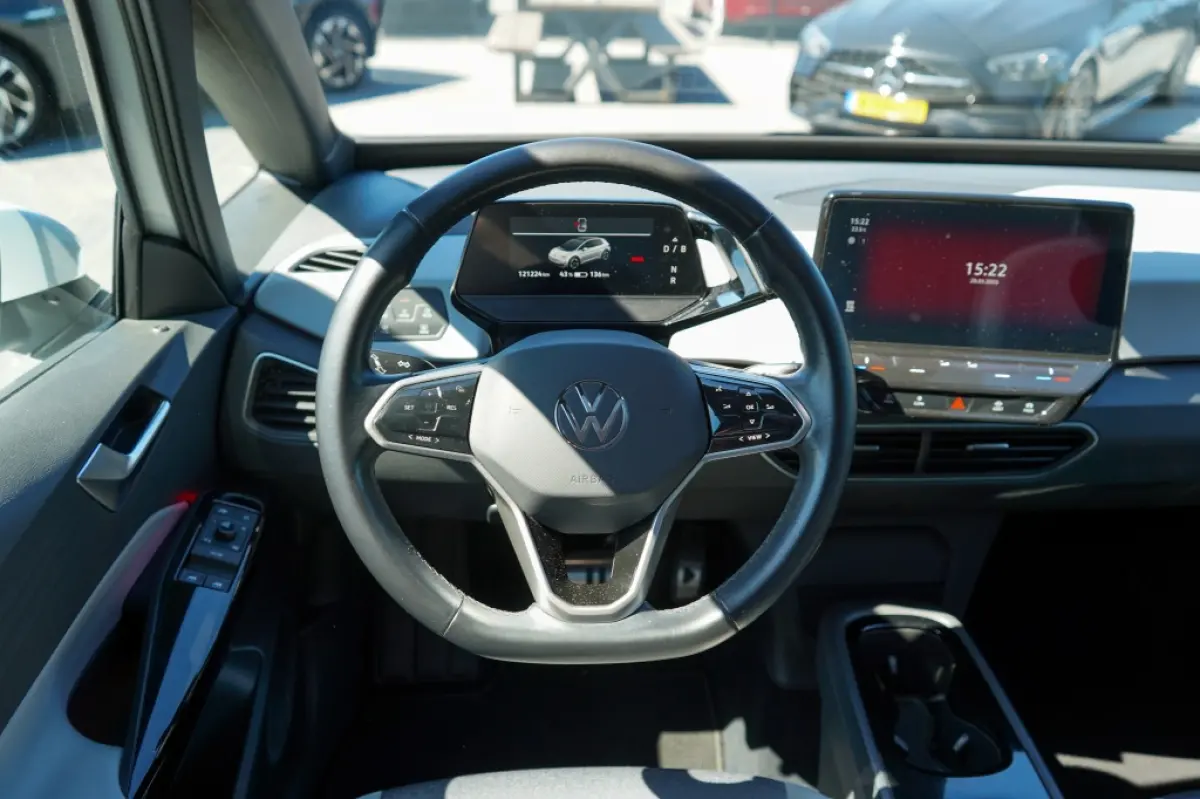 First Plus 58 kWh | 88,53% SOH | IQ | Pano | Camera | Ada. Cruis