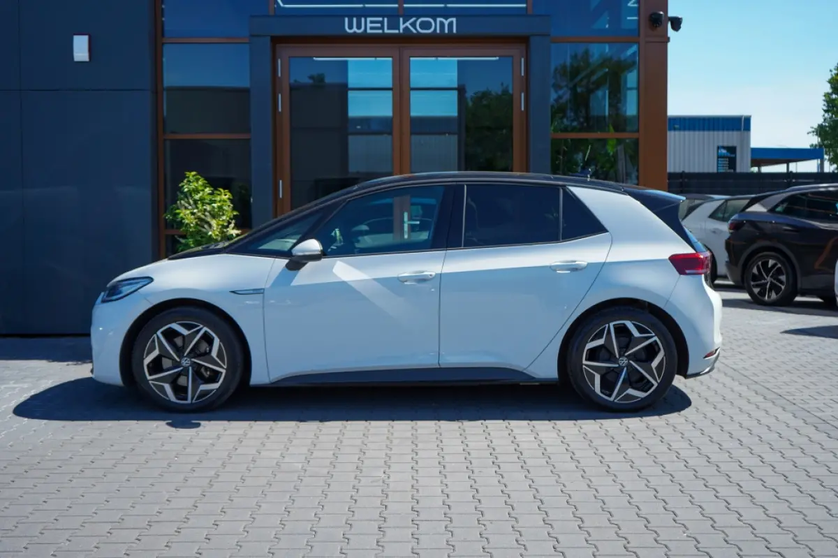 First Plus 58 kWh | 88,53% SOH | IQ | Pano | Camera | Ada. Cruis