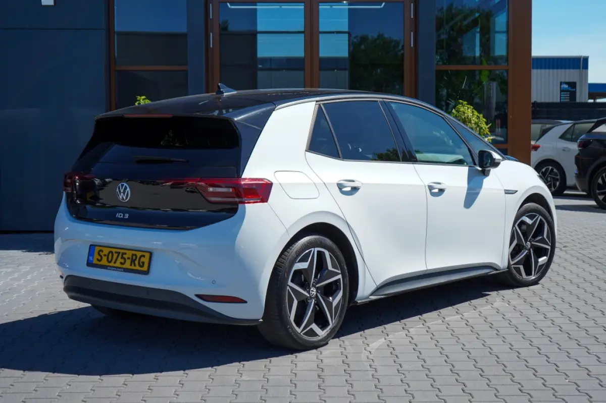 First Plus 58 kWh | 88,53% SOH | IQ | Pano | Camera | Ada. Cruis