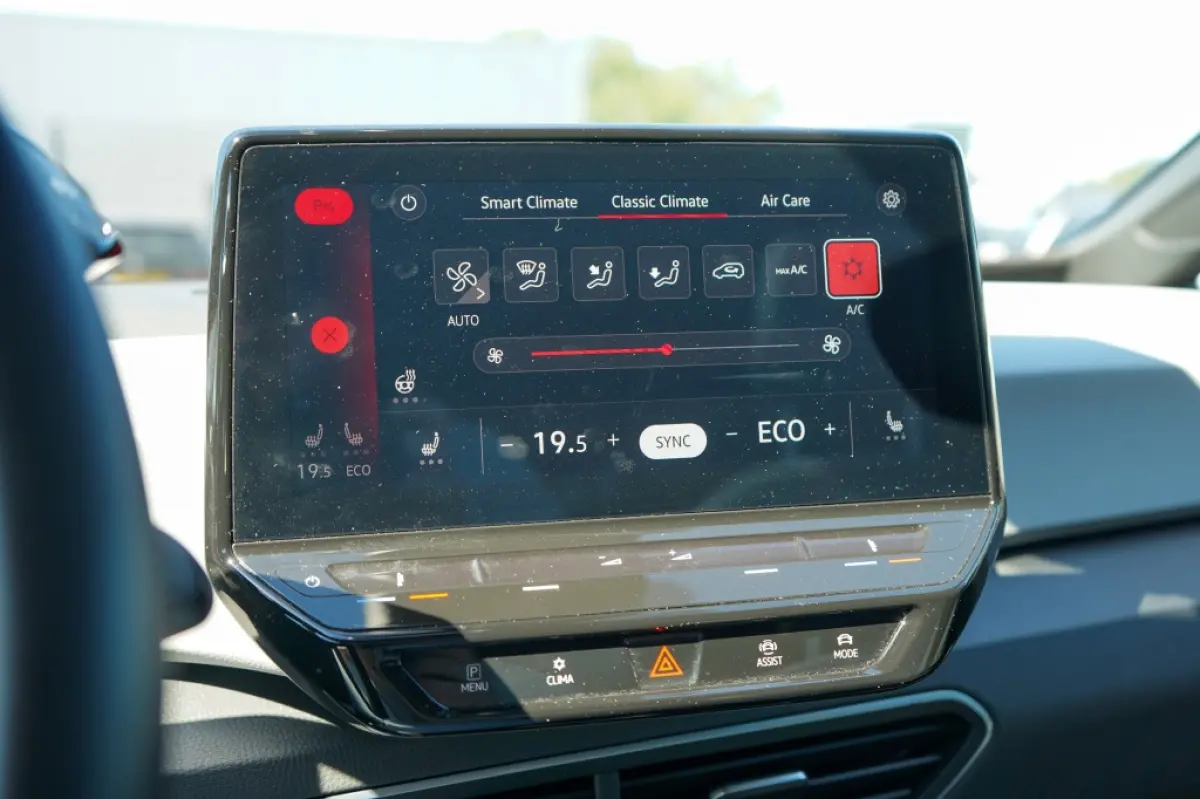First Plus 58 kWh | 88,53% SOH | IQ | Pano | Camera | Ada. Cruis