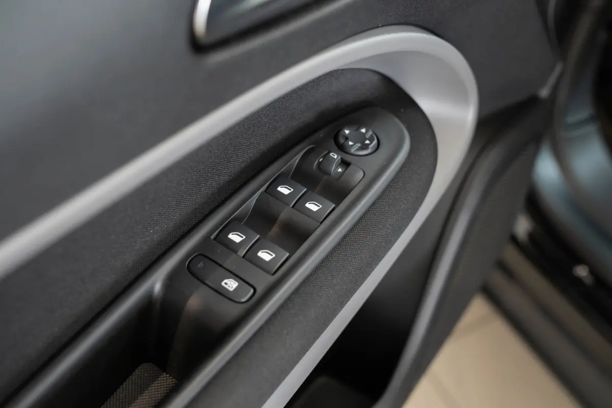 Business Edition 54 kWh | Camera | Navigatie | Verwarmde Stoelen en Voorraam | Keyless | Apple Carplay & Android Auto | Climate Controle |