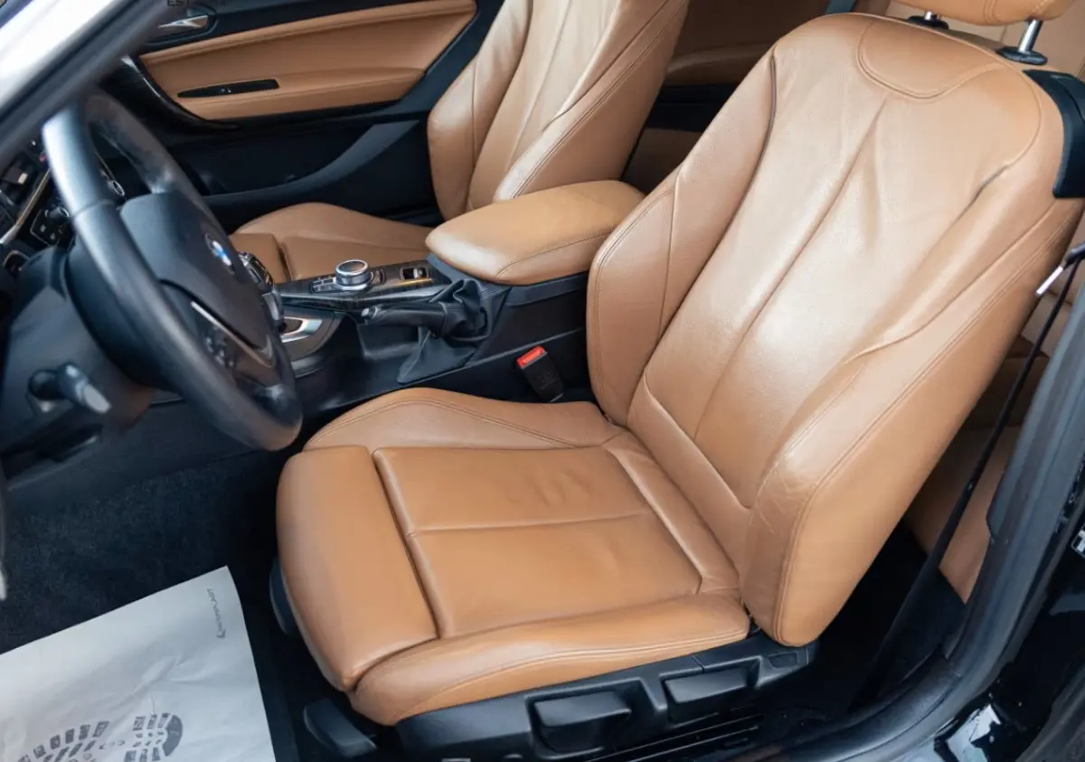 220iA EDITION-2 ** LED, COGNAC LEDER, NAVI, CAMERA, 17-inch LMV ** 1e EIG - UNFALLFREI  ** ** INFORMEER OOK NAAR ONZE AANTREKKELIJKE FINANCIAL-LEASE TARIEVEN **