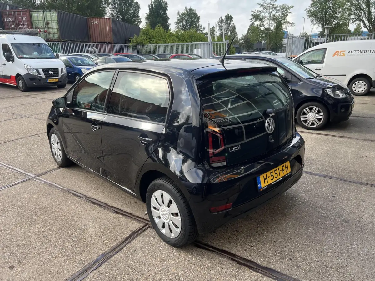 Up! 1.0 5DRS 2020 Zwart | Airco |