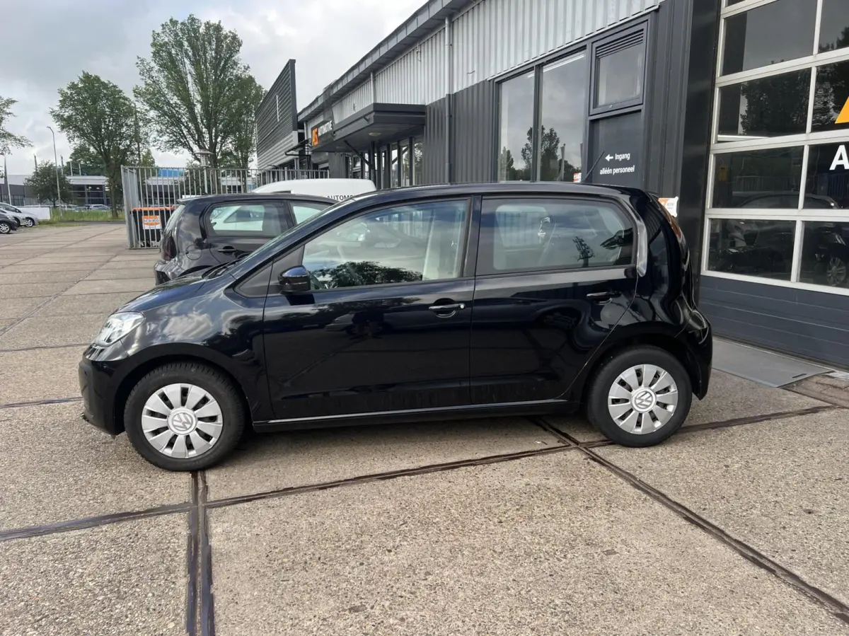 Up! 1.0 5DRS 2020 Zwart | Airco |