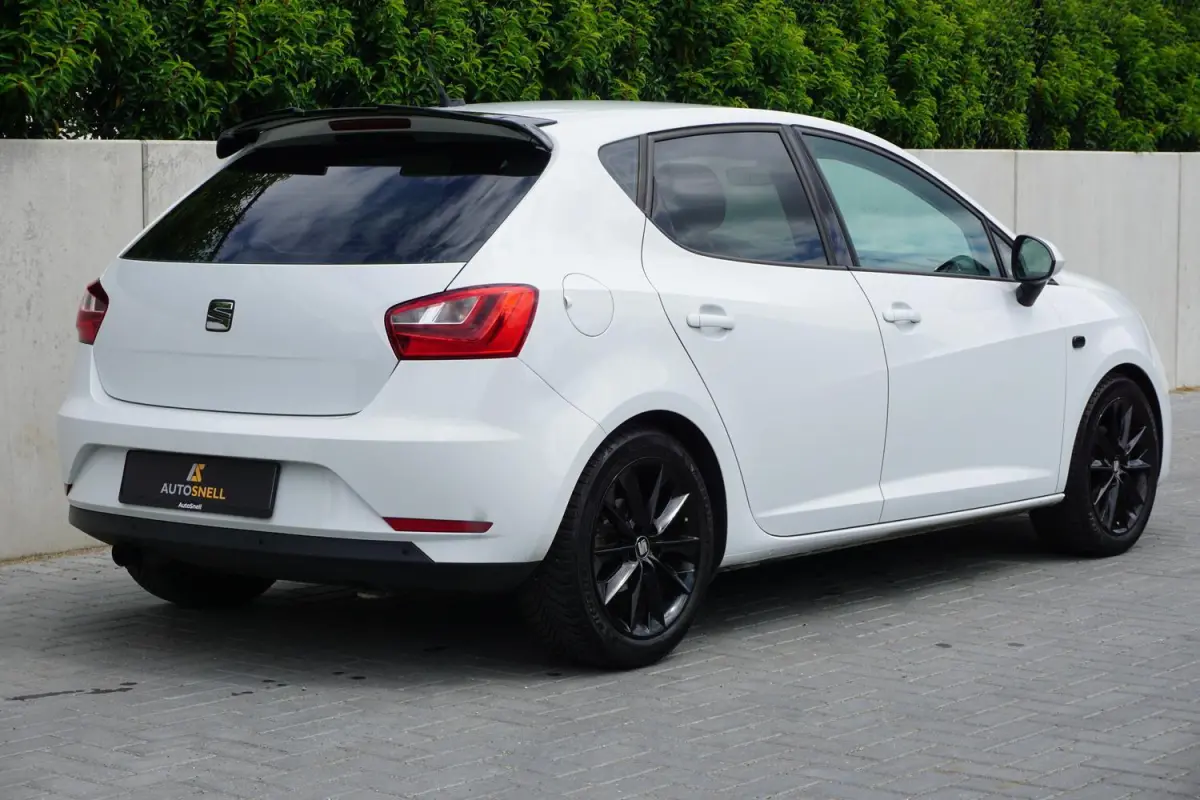 1.0 EcoTSI Style Connect Sport|Navi|Nette auto