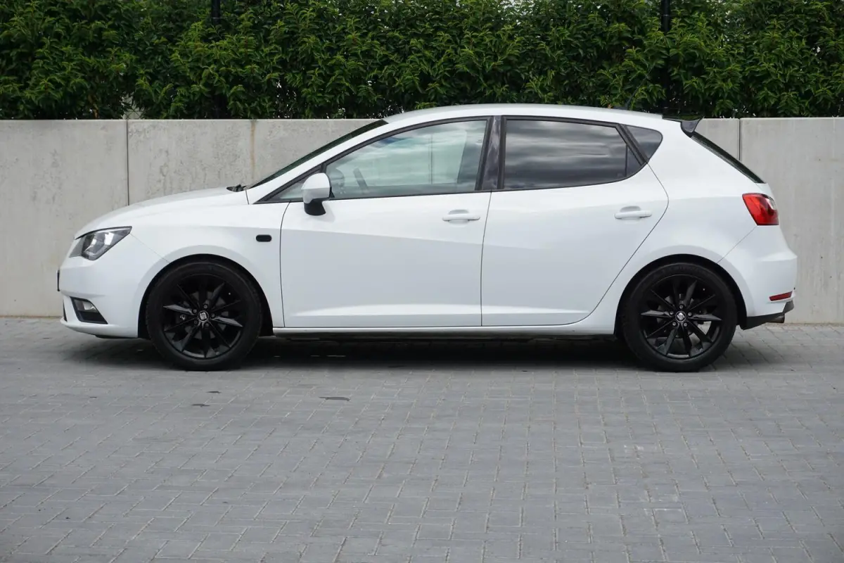 1.0 EcoTSI Style Connect Sport|Navi|Nette auto