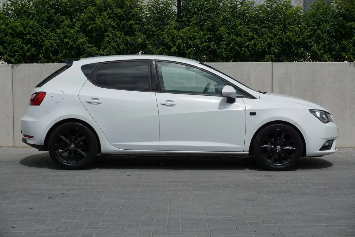 1.0 EcoTSI Style Connect Sport|Navi|Nette auto