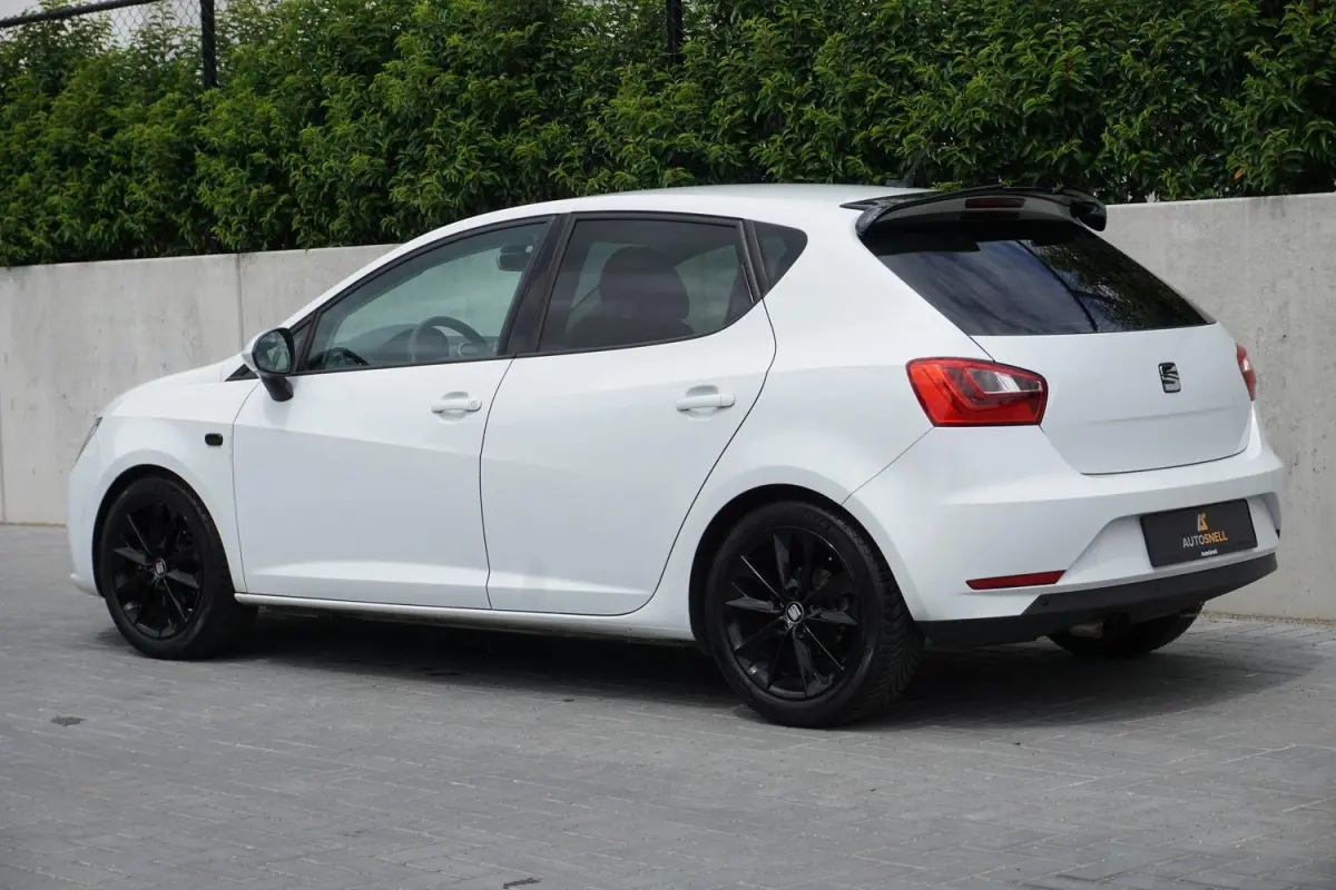 1.0 EcoTSI Style Connect Sport|Navi|Nette auto