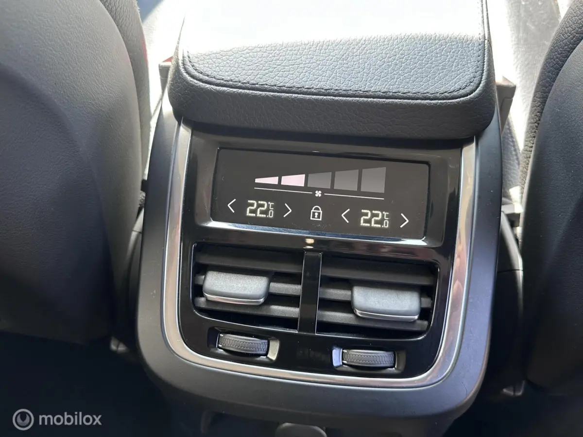 2.0 T8 Recharge AWD|Adaptive Cruise control|Pilot assist|Trekhaak|Parkeercamera|Leder