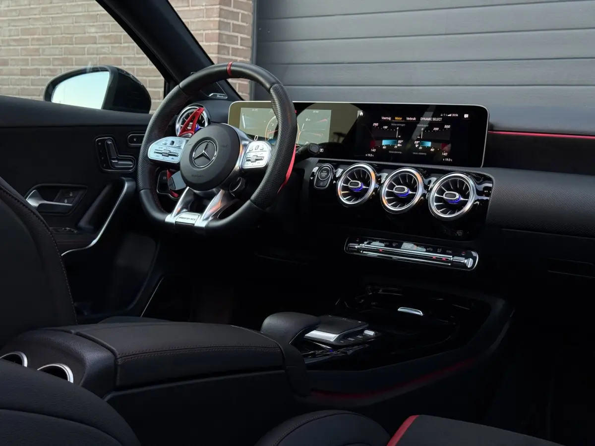 AMG 35 4MATIC Premium Plus / Pano / Burmester / Carplay / Memory / Camera / MultiBeam / Head-Up / Kuipstoel