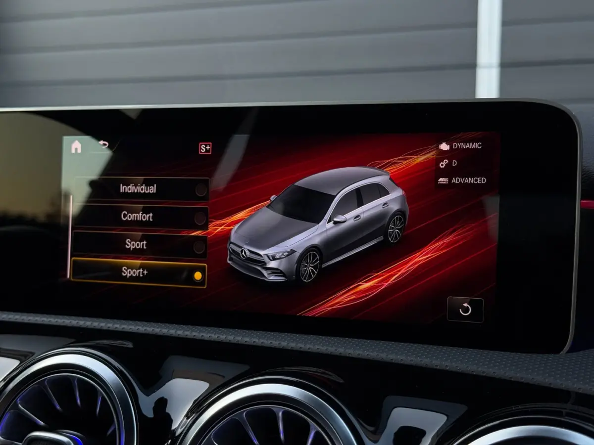 AMG 35 4MATIC Premium Plus / Pano / Burmester / Carplay / Memory / Camera / MultiBeam / Head-Up / Kuipstoel