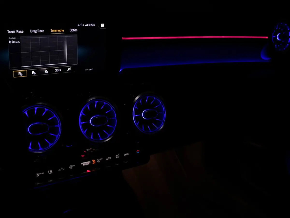 AMG 35 4MATIC Premium Plus / Pano / Burmester / Carplay / Memory / Camera / MultiBeam / Head-Up / Kuipstoel