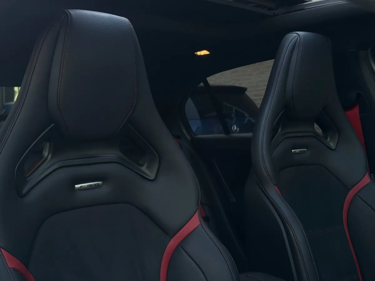 AMG 35 4MATIC Premium Plus / Pano / Burmester / Carplay / Memory / Camera / MultiBeam / Head-Up / Kuipstoel