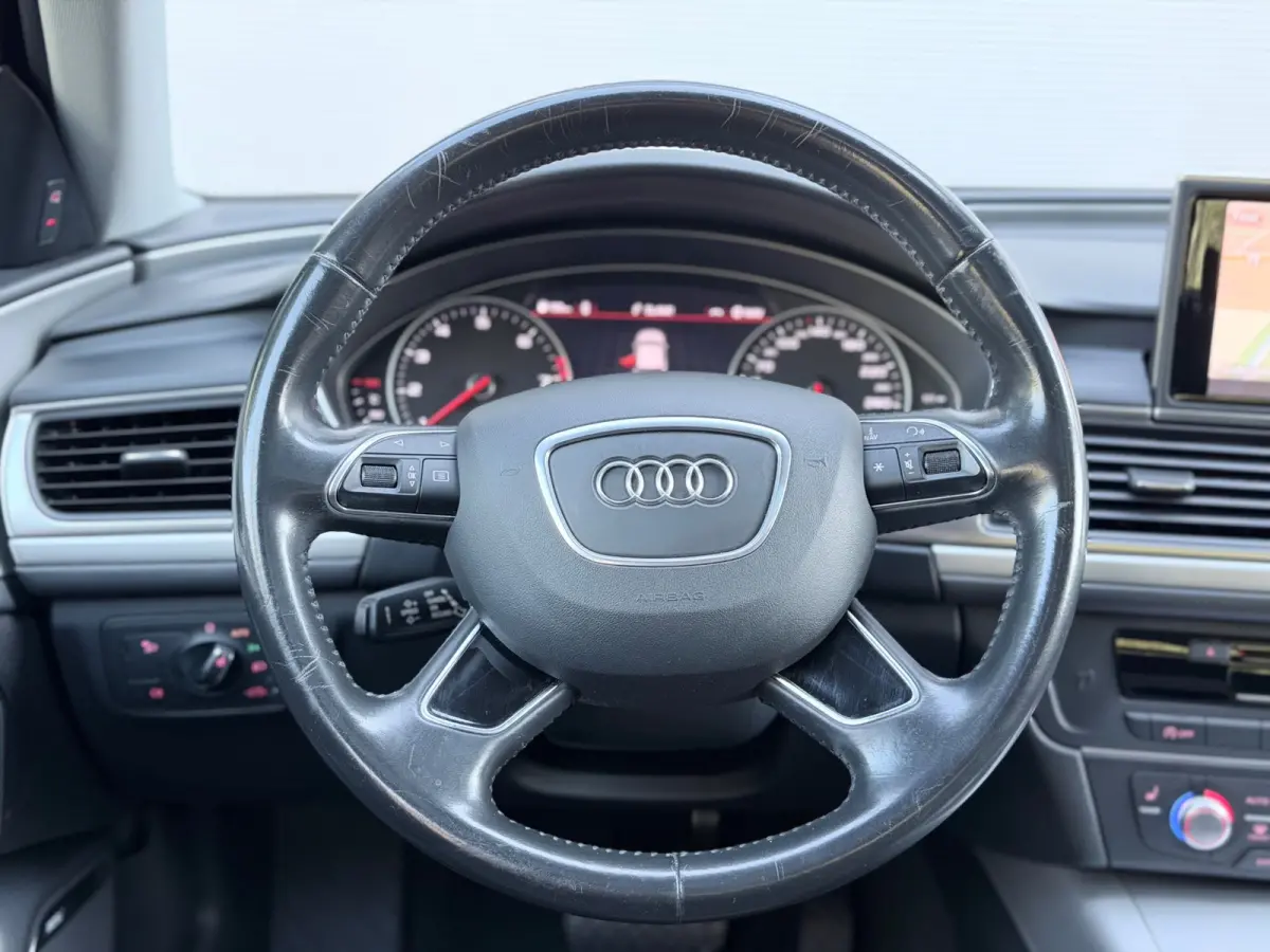 1.8 TFSI ultra Premium Edition Dak/BOSE/HuD