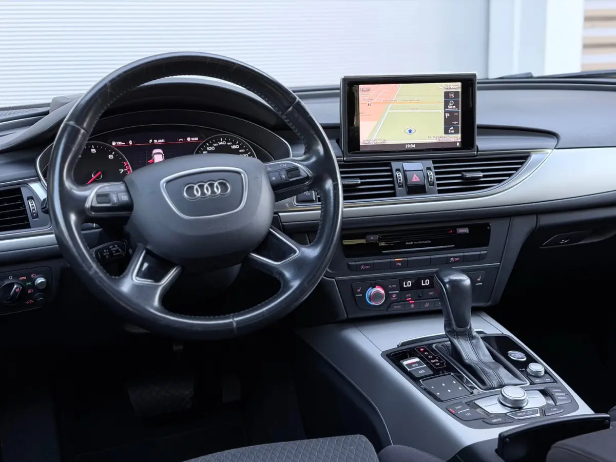 1.8 TFSI ultra Premium Edition Dak/BOSE/HuD