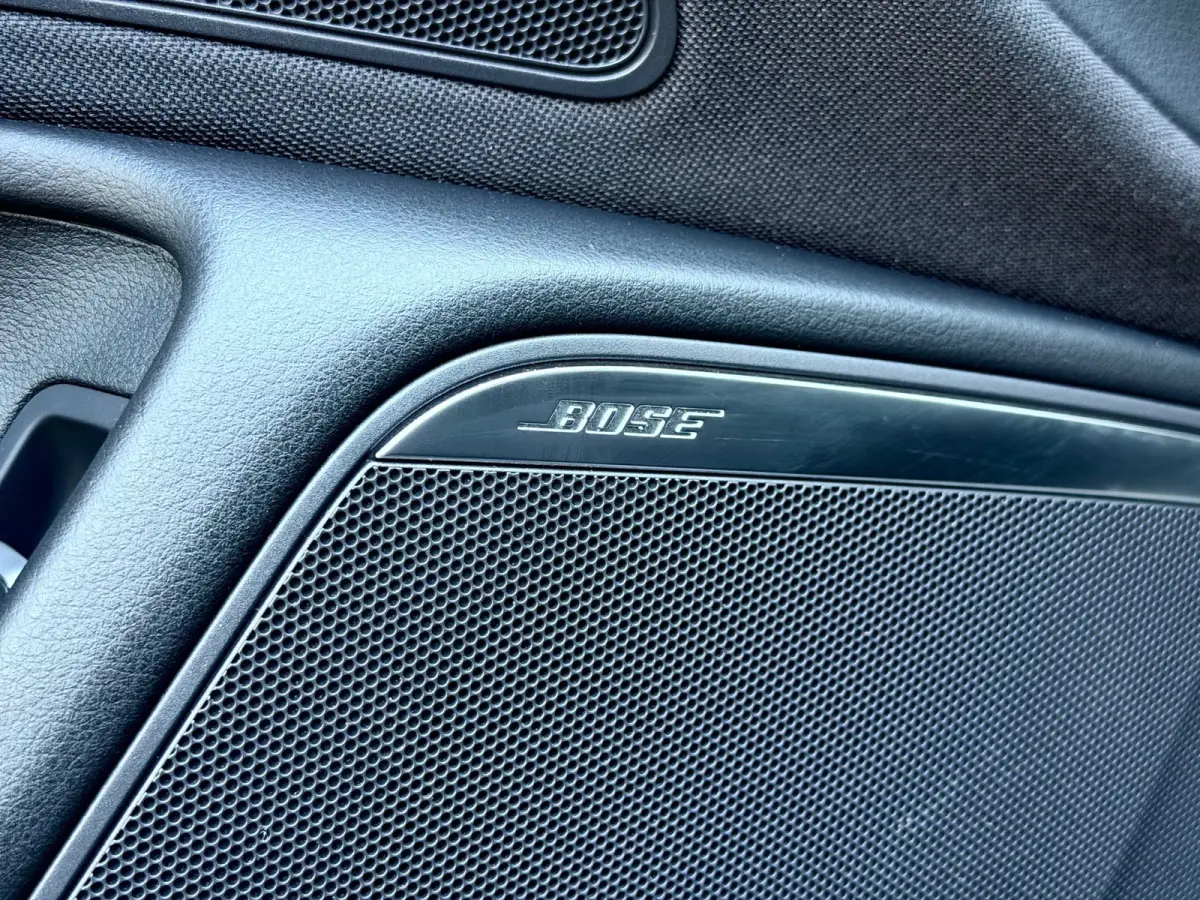 1.8 TFSI ultra Premium Edition Dak/BOSE/HuD