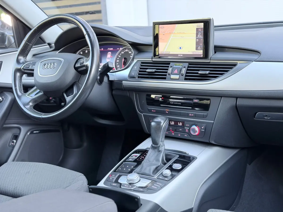 1.8 TFSI ultra Premium Edition Dak/BOSE/HuD