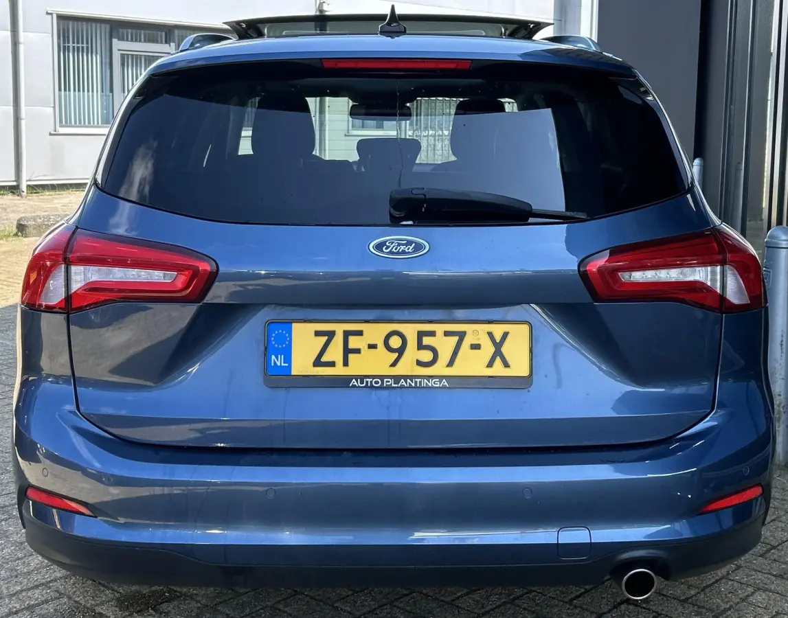 1.0 EcoBoost Titanium Business 125PK | PANO | 2e Eigenaar | NL AUTO | Onderhoudshistorie | NAP | Elektrische Achterklep | Parkeersensoren | Winter Pack | Stoel Stuur en Voorruitverwarming | 
