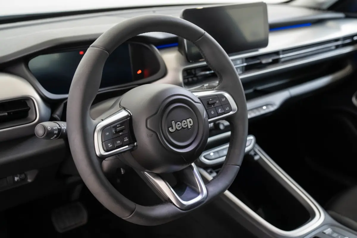 Summit 54 kWh | Camera | Climate Controle | Apple Carplay & Android Auto | Keyless | Parkeersensoren |