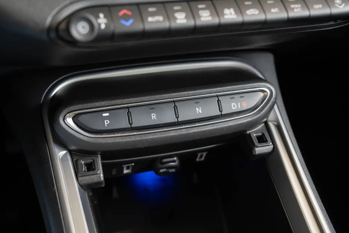 Summit 54 kWh | Camera | Climate Controle | Apple Carplay & Android Auto | Keyless | Parkeersensoren |