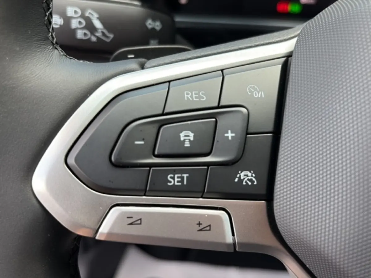 1.5 TSI DSG R-LINE AFN.TREKHAAK/CAMERA/ACC/STOELVERW/CARPLAY