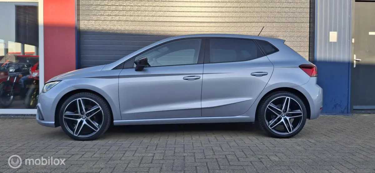 1.0 TSI FR Business Intense