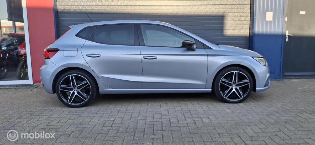 1.0 TSI FR Business Intense