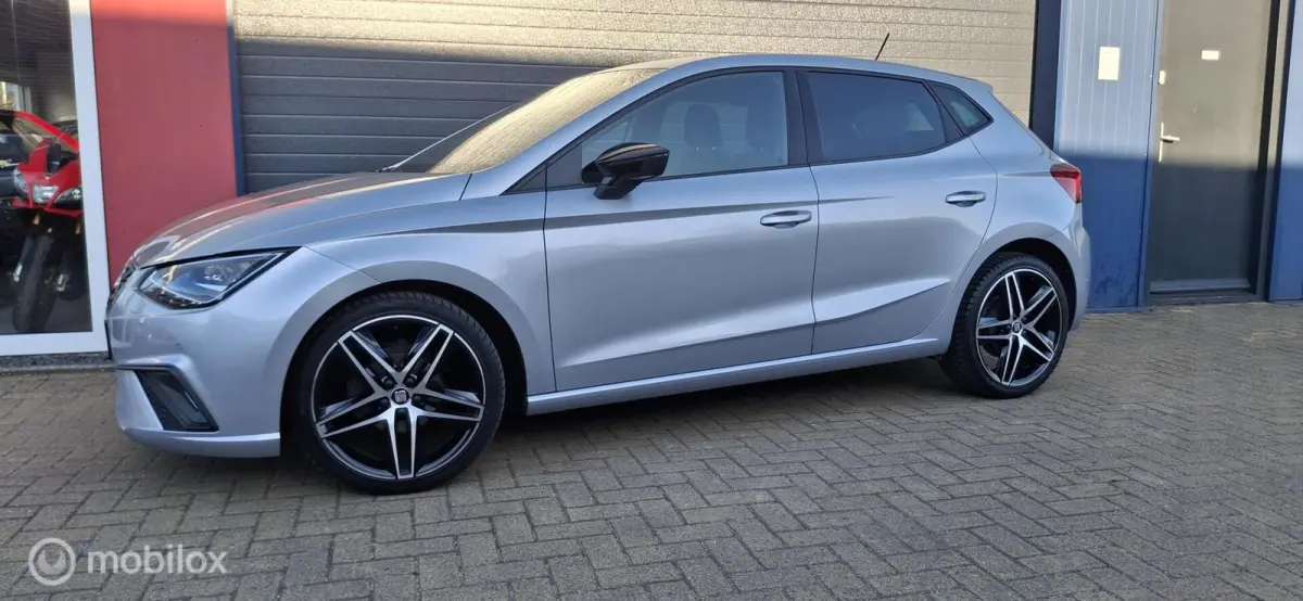 1.0 TSI FR Business Intense