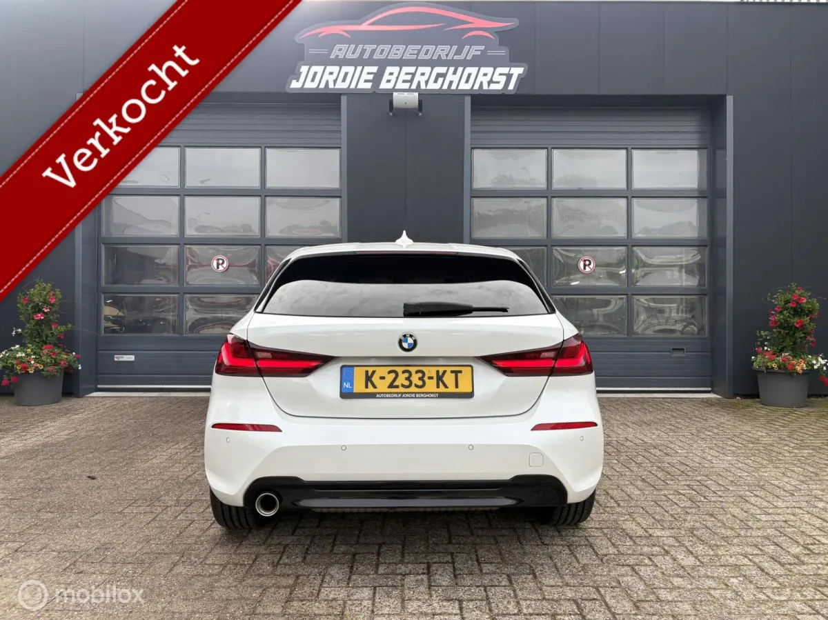 118i Sport Executive