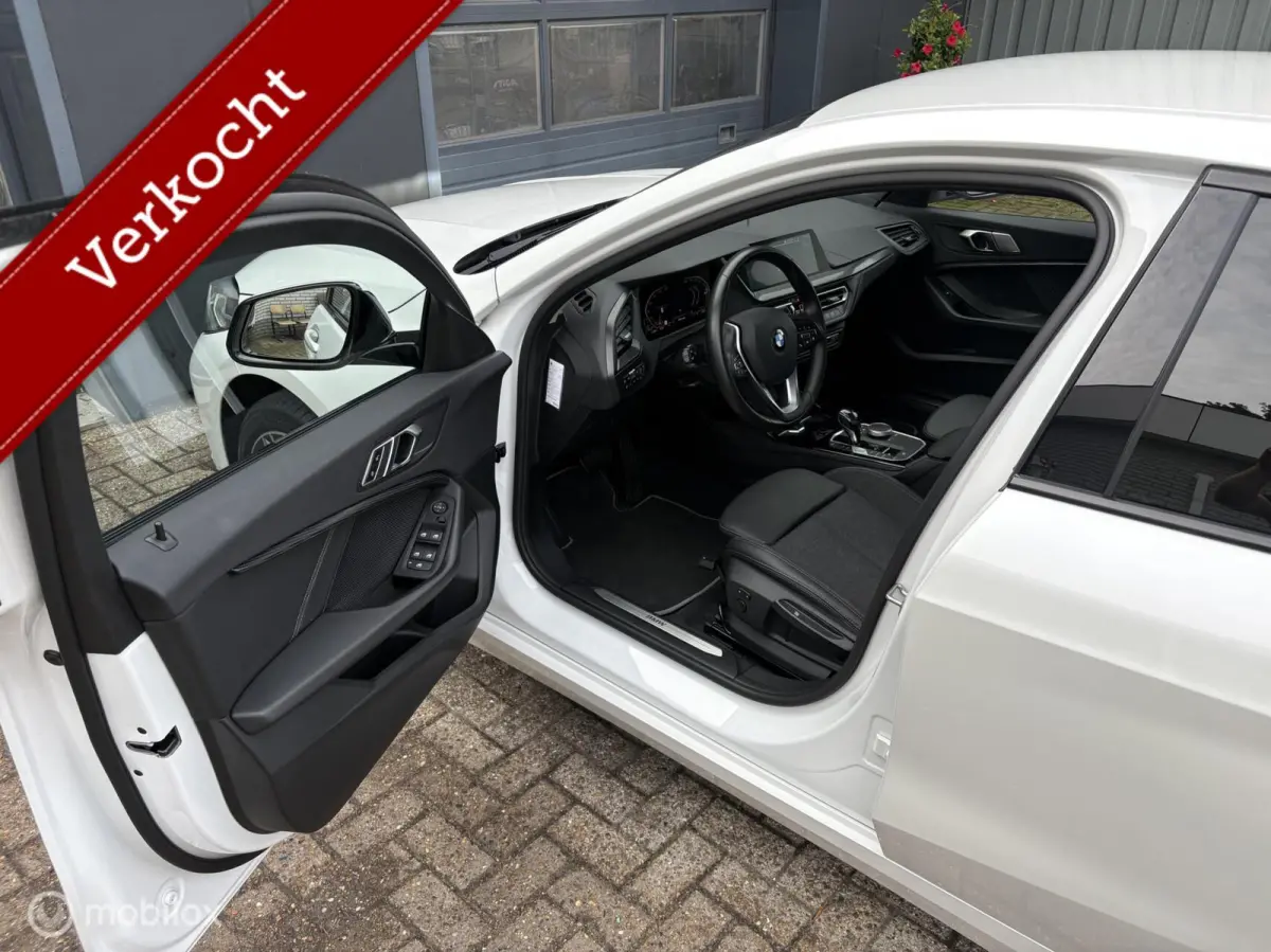 118i Sport Executive
